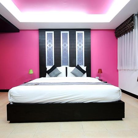 Oasis Inn Bangkok Ngoại thất bức ảnh