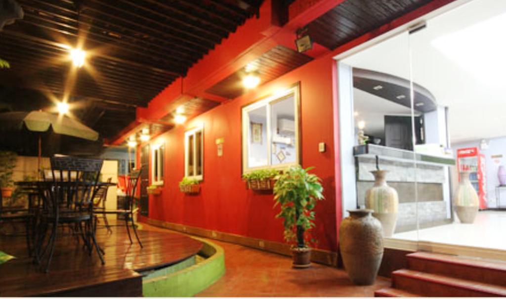 Oasis Inn Bangkok Ngoại thất bức ảnh